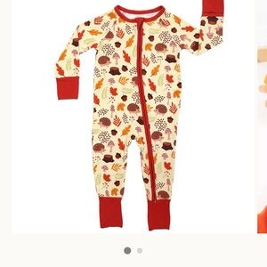 Emerson and Friends Bamboo Woodland
Pajamas size 3-6 months